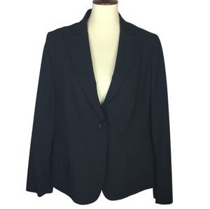 Akris Punto Classic Black Two Button Blazer